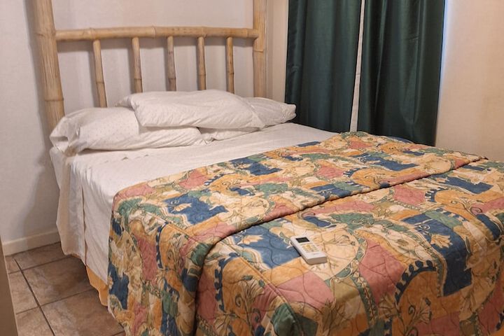 Room 54 of 142