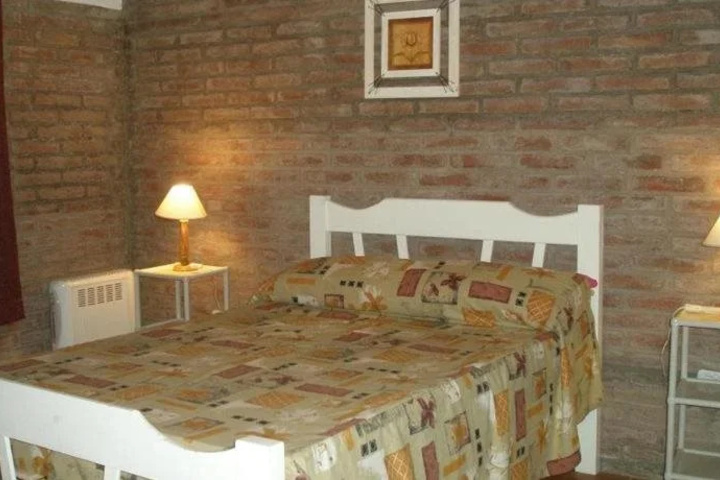 Room 2 of 22