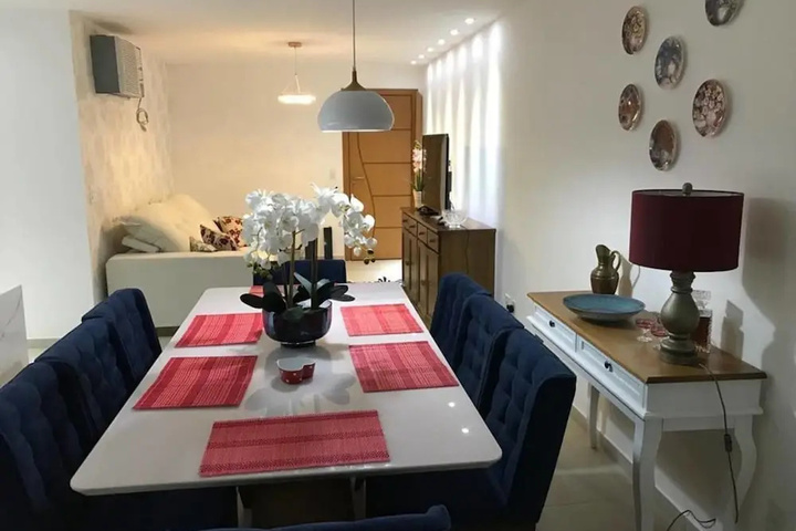 Room 3 of 25