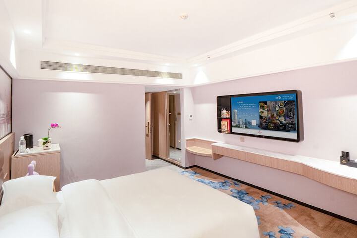 Room 20 of 82