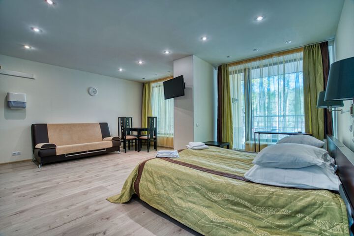 Room 47 of 124