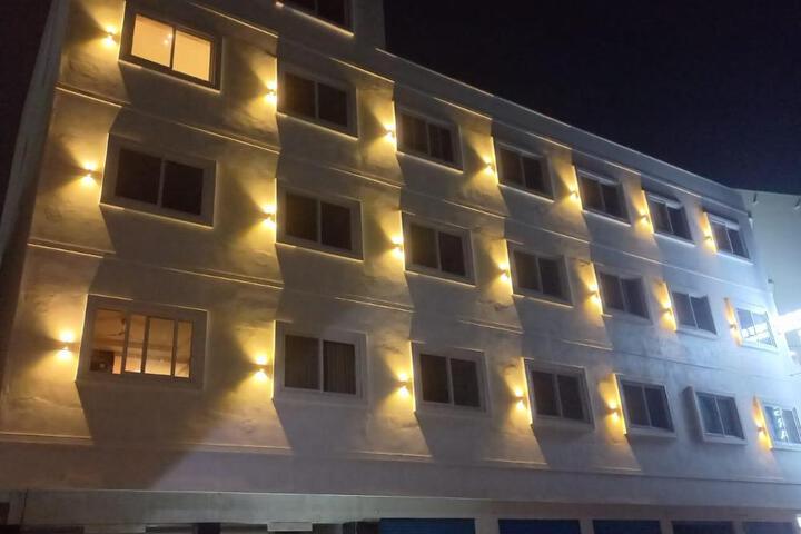 Hotel Sri Pranams Royal Grand