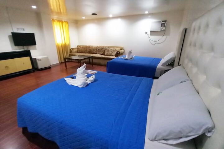 Room 14 of 31