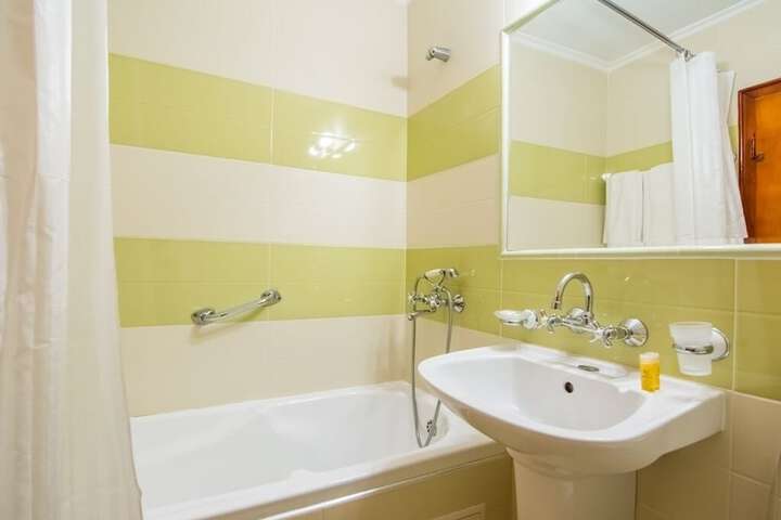 Clean Restrooms