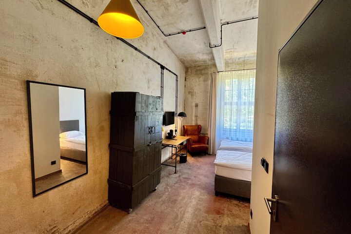 Room 14 of 51