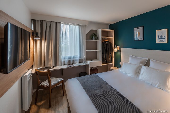 Room 15 of 56