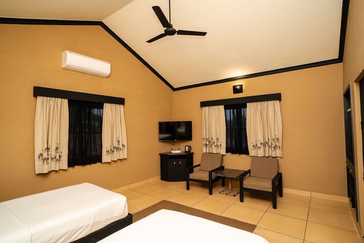 Room 32 of 126