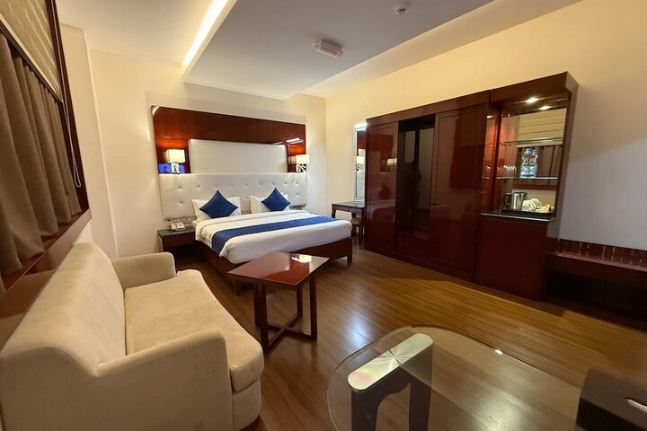 Room 22 of 62