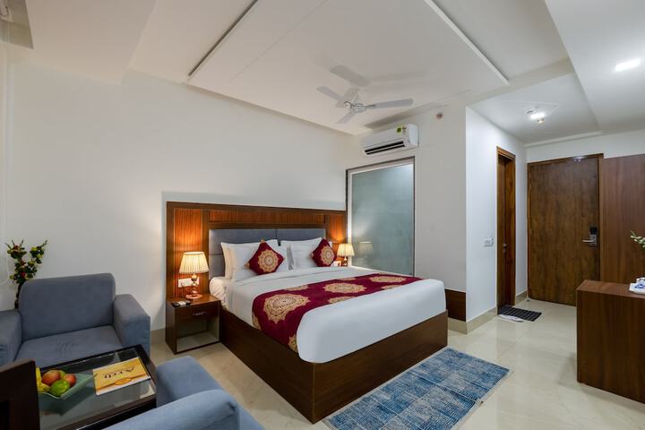 Room 34 of 61