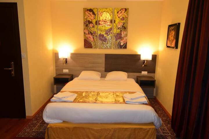 Room 21 of 56