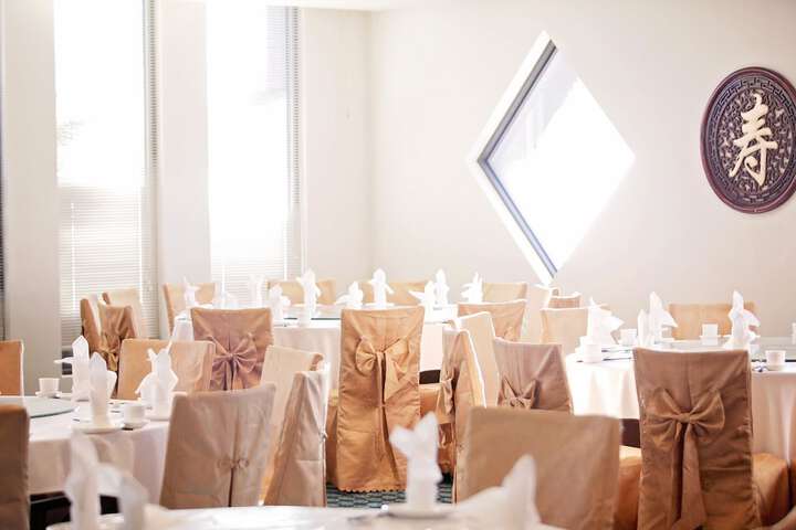 Dining 44 of 63