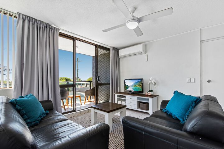 Room 21 of 38