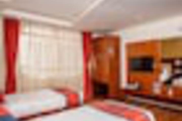 Room 182 of 339