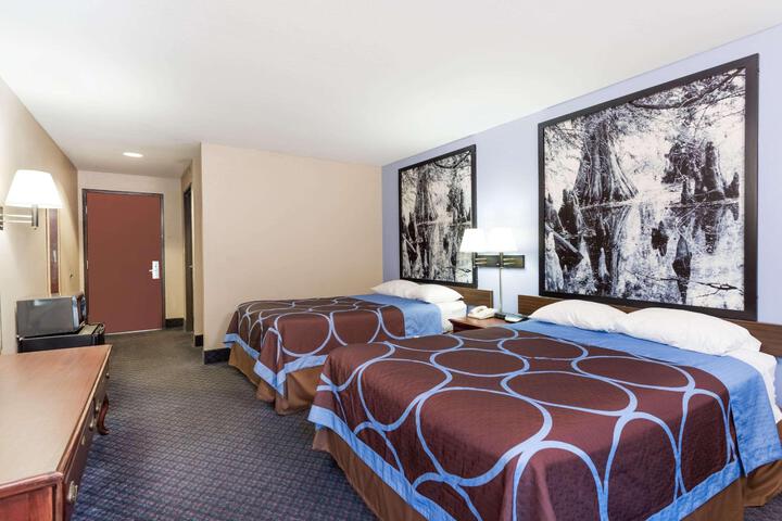 1 King Bed (11 of 11)