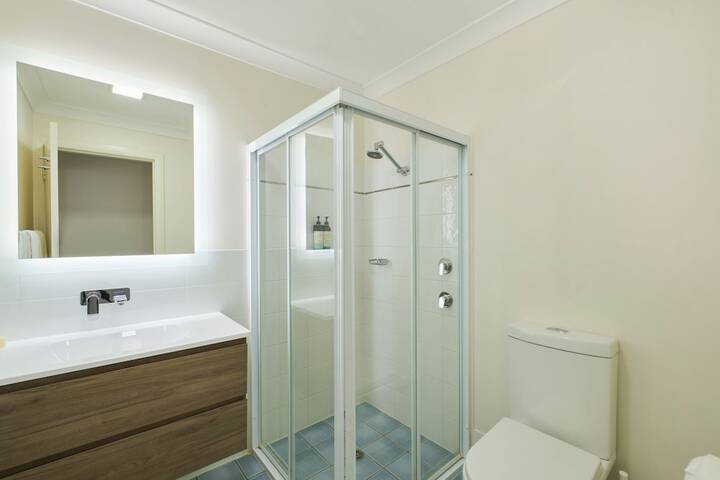 Room 15 of 27