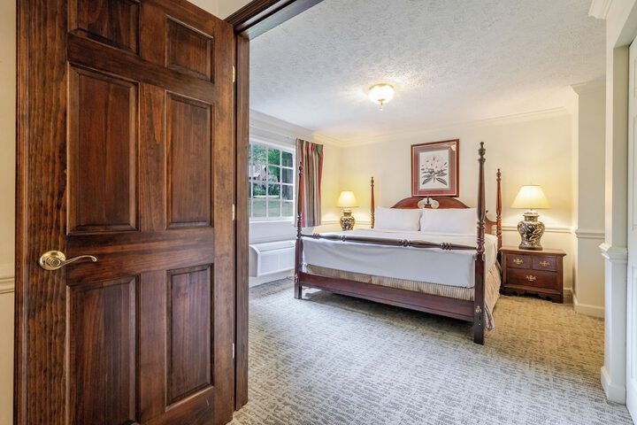 Image of Dillard House