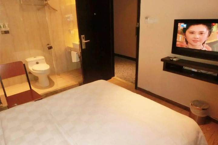 Photo 6