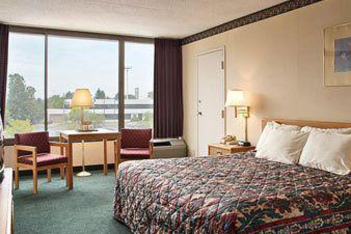 Image of Days Hotel Airport