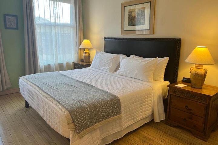Canyon Rose Hotel