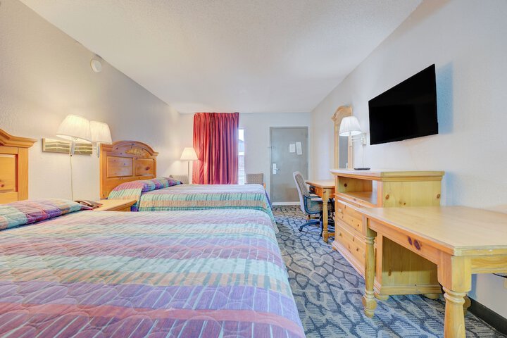 Room 19 of 47