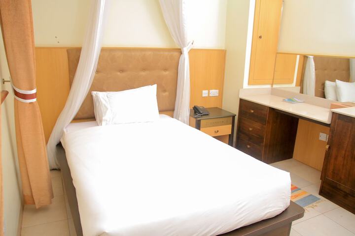 Room 20 of 59