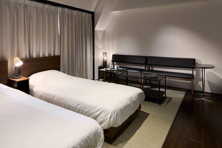 Room 30 of 58