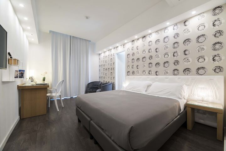 Room 19 of 47