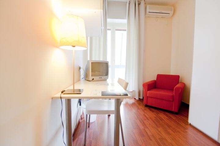 Room 5 of 52