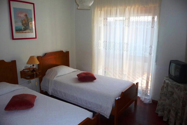 Room 14 of 50