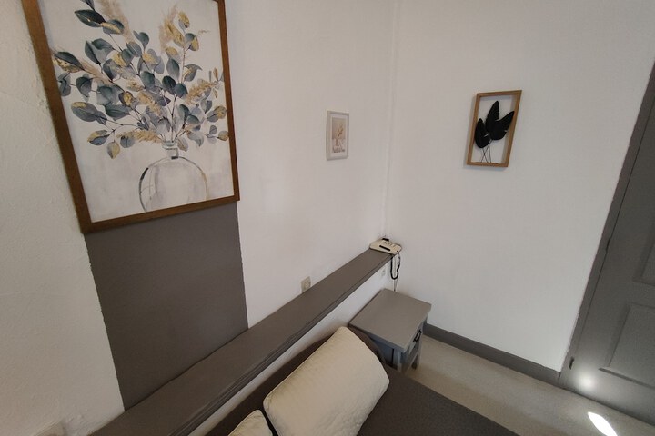 Room 56 of 71