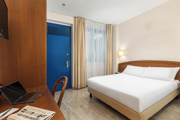 Room 14 of 57