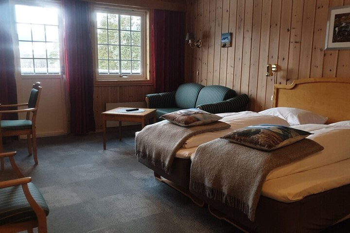 Room 25 of 117