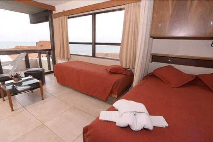 Room 3 of 62