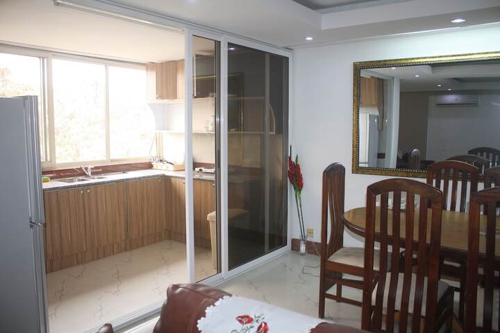 Room 10 of 27