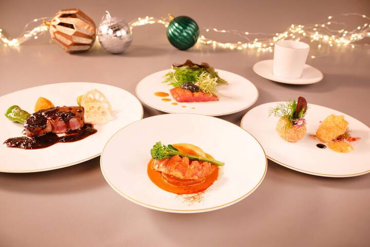 Dining 143 of 201