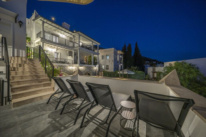 Terrace/Patio 30 of 68