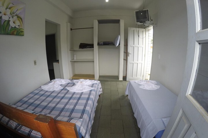 Room 34 of 64