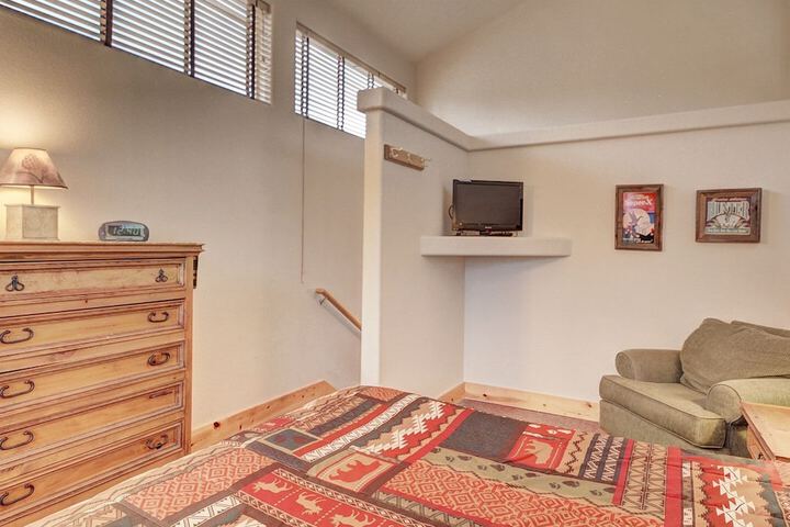 Hotel Interior 77 of 104