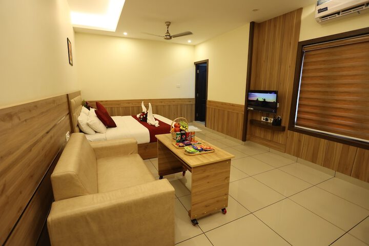 Room 15 of 63