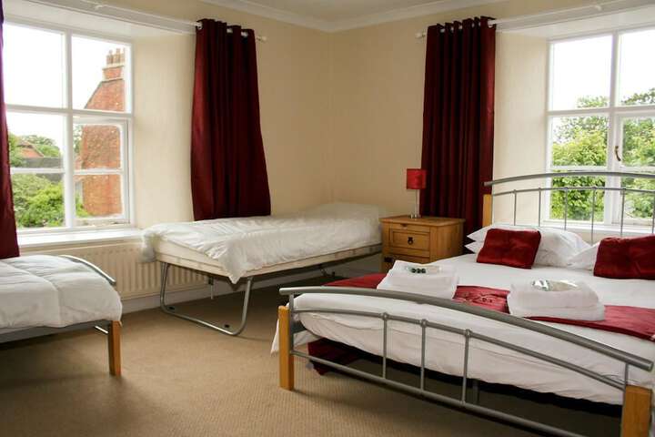 Room 2 of 42