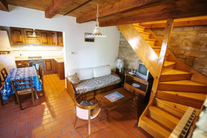 Rental House: Villa Ursula