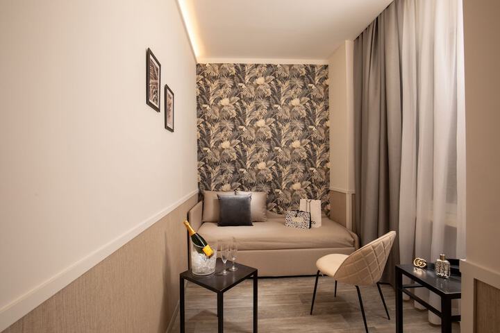 Room 19 of 45