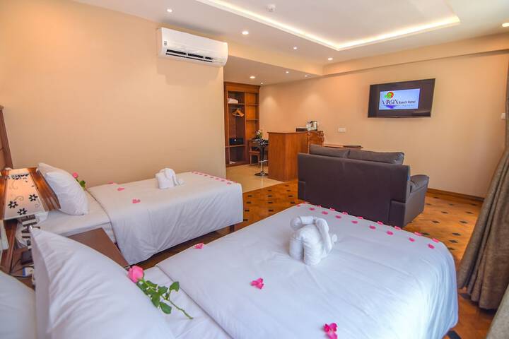 Room 5 of 30