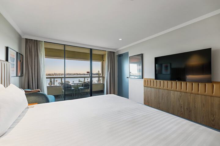 Room 21 of 128