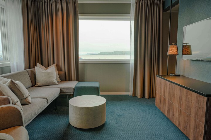 Room 30 of 118