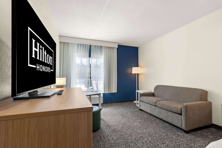 Room 26 of 46