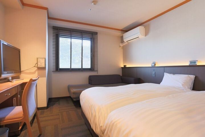 Room 19 of 45