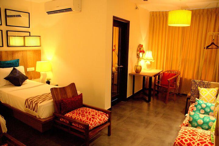 Room 9 of 81