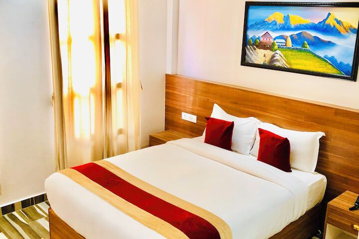Room 28 of 96