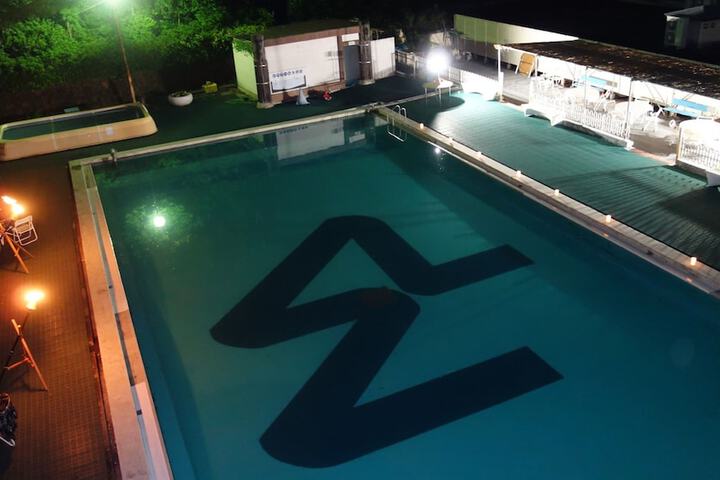 Pool Photo
